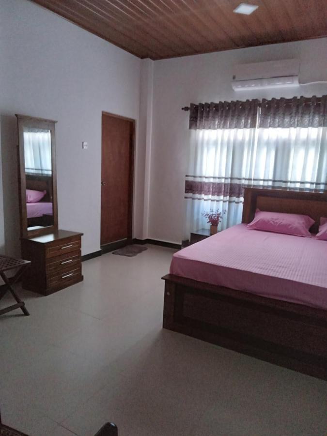 Sky Bloom Bed and Breakfast Homagama Buitenkant foto