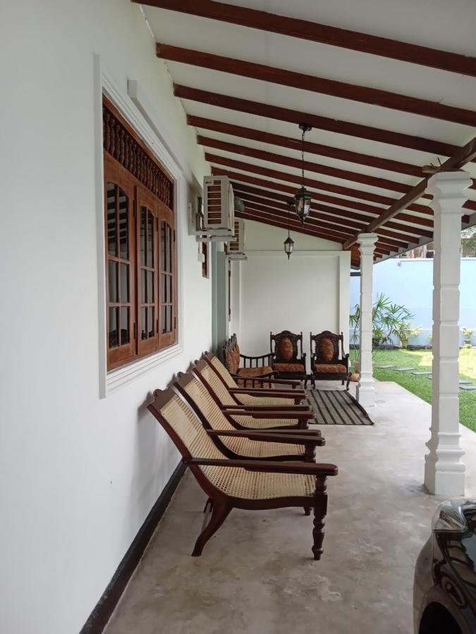Sky Bloom Bed and Breakfast Homagama Buitenkant foto