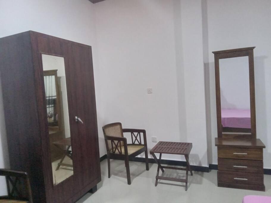 Sky Bloom Bed and Breakfast Homagama Buitenkant foto
