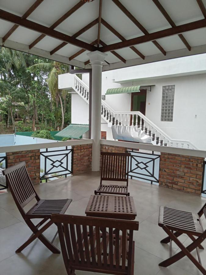 Sky Bloom Bed and Breakfast Homagama Buitenkant foto